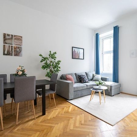 Central Two Bedroom Apartment เวียนนา ภายนอก รูปภาพ