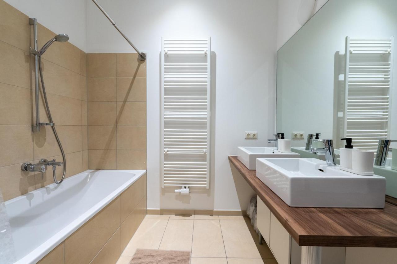 Central Two Bedroom Apartment เวียนนา ภายนอก รูปภาพ