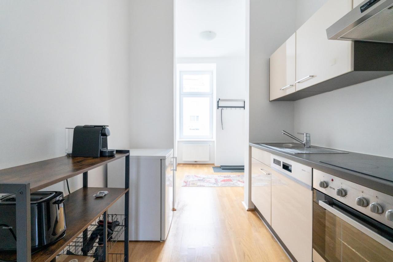 Central Two Bedroom Apartment เวียนนา ภายนอก รูปภาพ